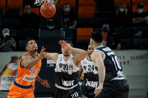 低的比赛变 低的比赛变